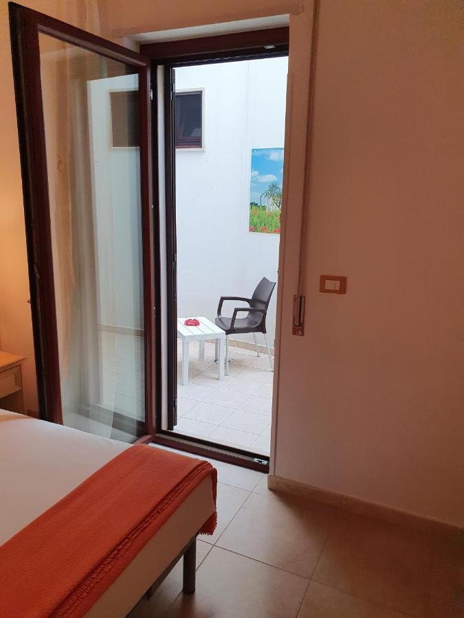 Hotel Corallo Torre Santa Sabina Dış mekan fotoğraf