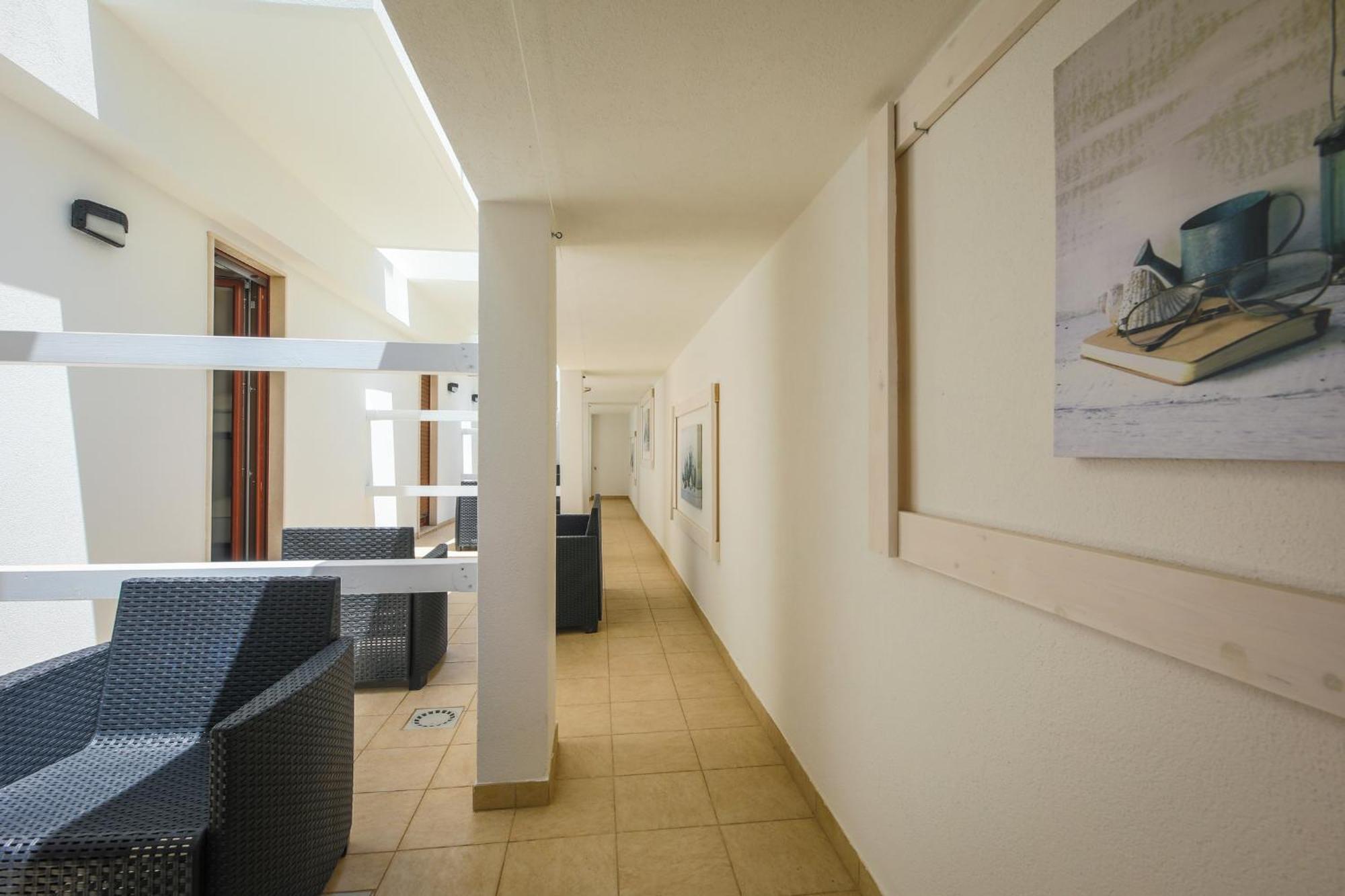 Hotel Corallo Torre Santa Sabina Dış mekan fotoğraf