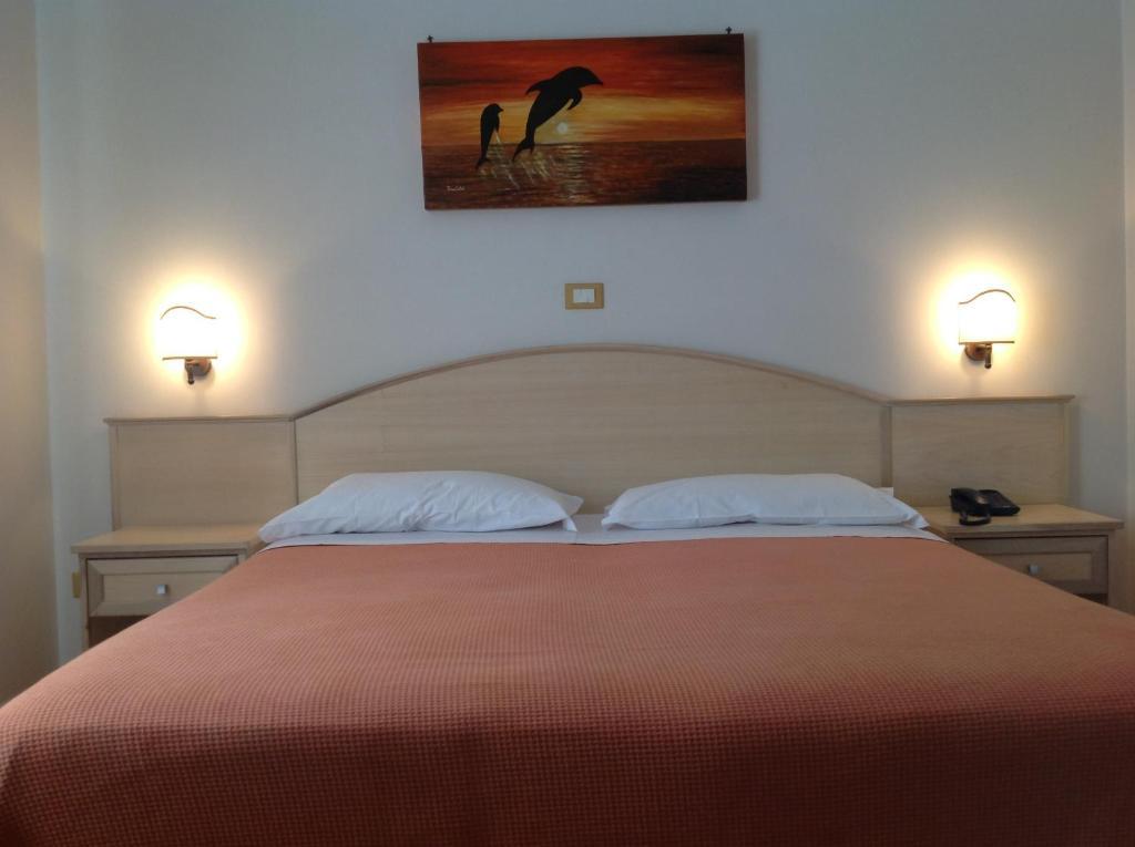 Hotel Corallo Torre Santa Sabina Oda fotoğraf