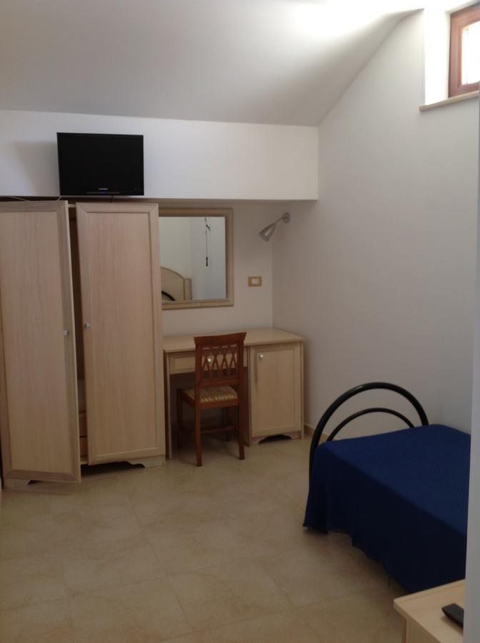 Hotel Corallo Torre Santa Sabina Dış mekan fotoğraf